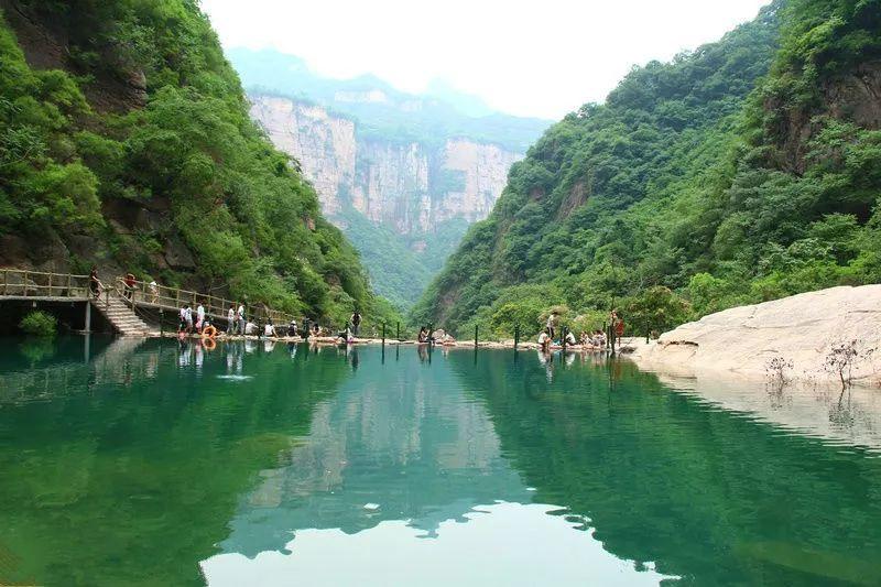 百雀羚补水精华对于敏感肌的集美可以使用么？游戏画面